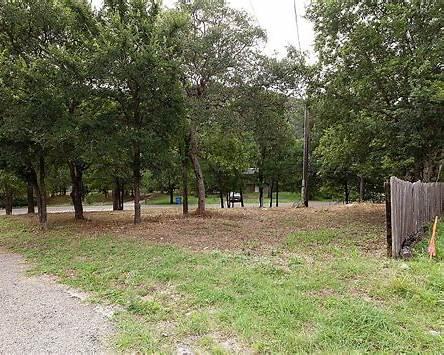17709 Sandy LN