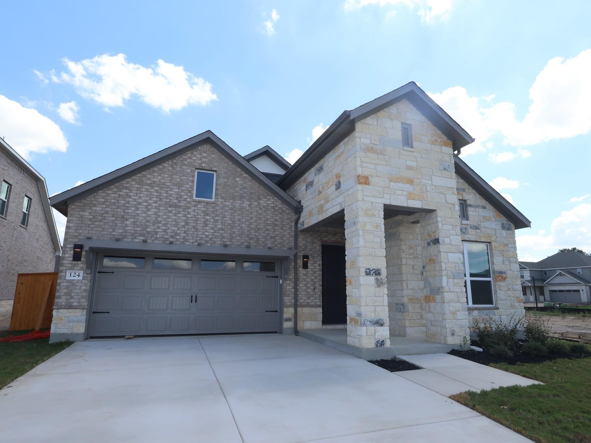 124 Leland Ave