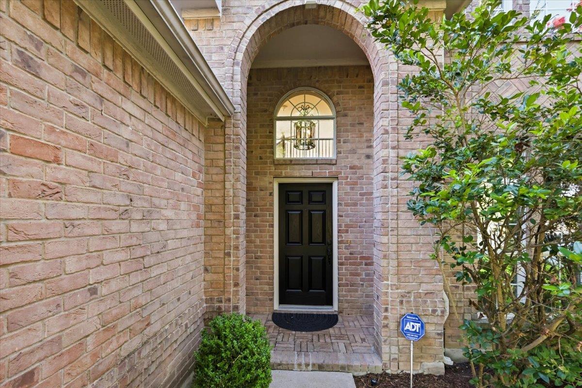 2106 Chalk Hill CV