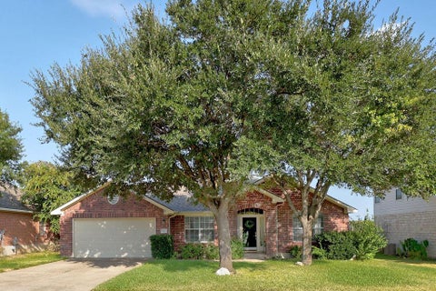 Photo of 400 Ranier LN, Round Rock, TX 78665 (MLS # 3451451)