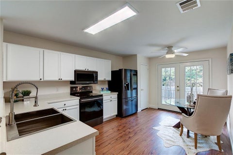 Photo of 7107 Alegre PASS, Austin, TX 78744 (MLS # 4353341)