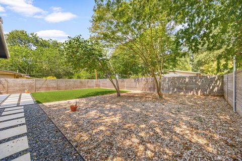 Tiny photo for 1006 Alegria RD, Austin, TX 78757 (MLS # 3968742)