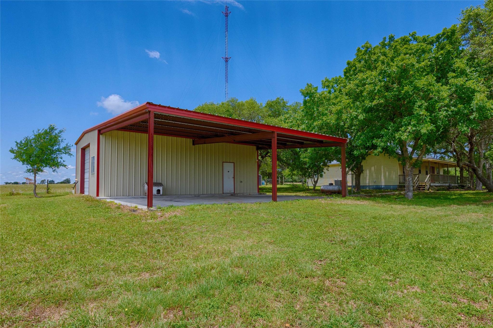 3814 Maeker RD