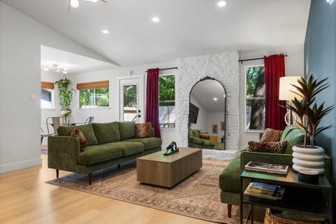 Tiny photo for 7507 Bender DR, Austin, TX 78749 (MLS # 8361544)