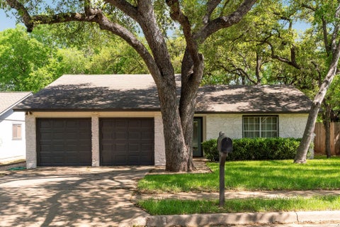 Tiny photo for 7507 Bender DR, Austin, TX 78749 (MLS # 8361544)