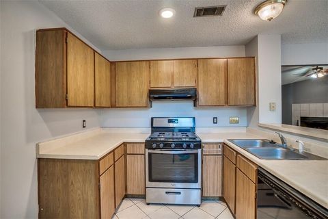 Tiny photo for 6009 Baton Rouge DR, Austin, TX 78727 (MLS # 5627580)