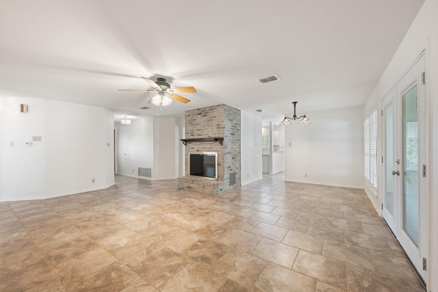 4007 Meadowlark Ave
