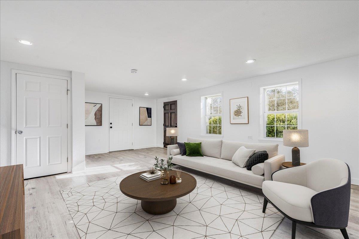 8204 Williamson Creek DR