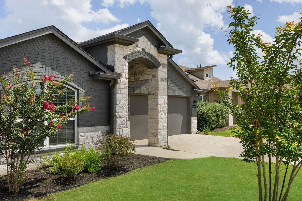 Photo of 9917 Becoming ST, Manor, TX 78653 (MLS # 8172645)