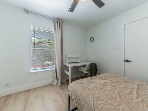 Tiny photo for 17905 Narsitin LN, Pflugerville, TX 78660 (MLS # 3085856)