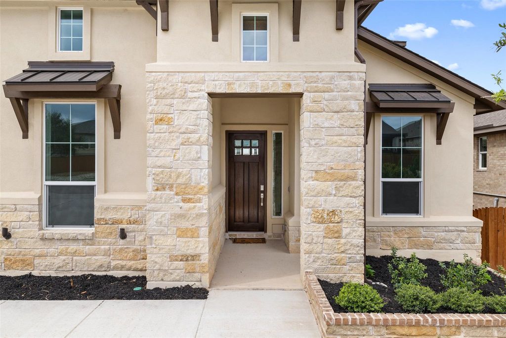 Photo for 6112 Cuchara BND, Austin, TX 78738 (MLS # 2467761)