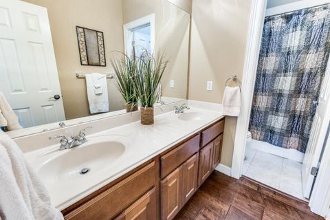 Tiny photo for 402 Palos Verdes DR, Lakeway, TX 78734 (MLS # 7889626)