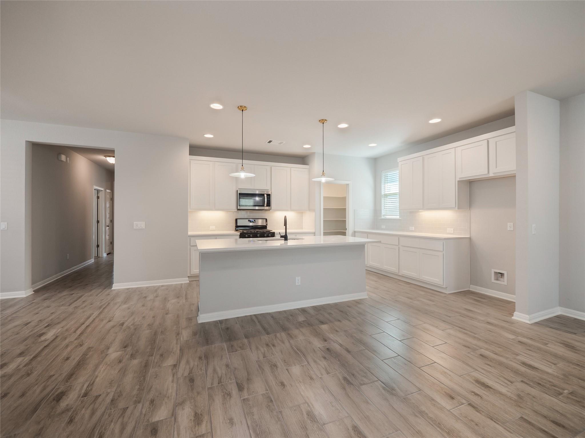 817 Olive Creek DR 70