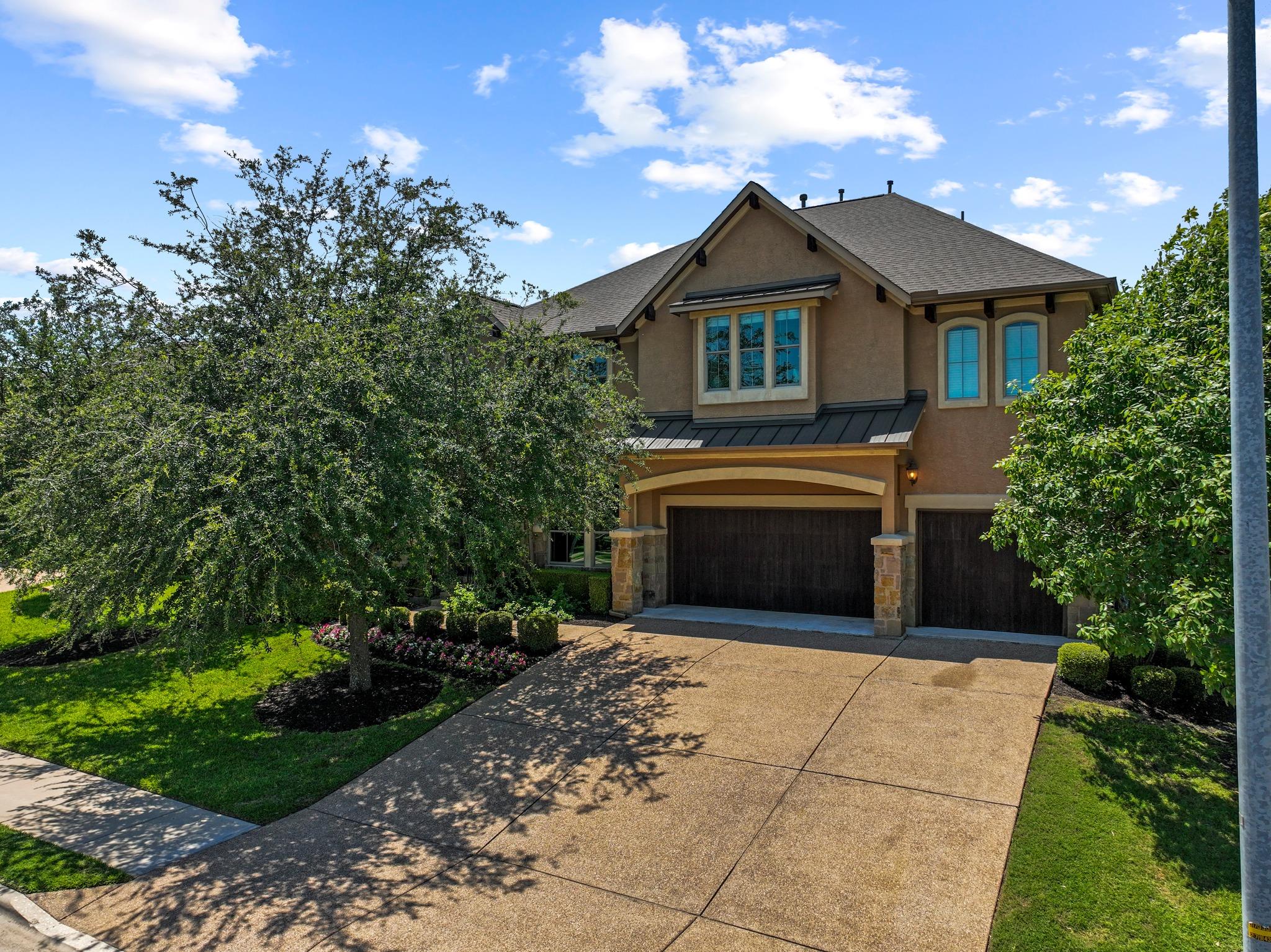 4523 Sansone DR