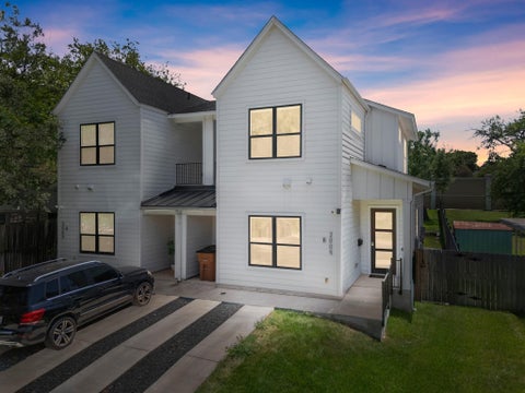 Tiny photo for 2005 Winsted LN #B, Austin, TX 78703 (MLS # 2367159)