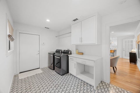 Tiny photo for 5704 Trailridge DR, Austin, TX 78731 (MLS # 1102386)
