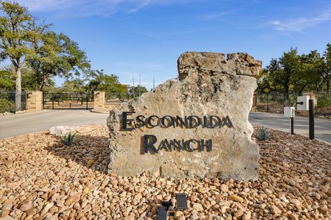 717 Puerto Rico DR Wimberley TX 78676