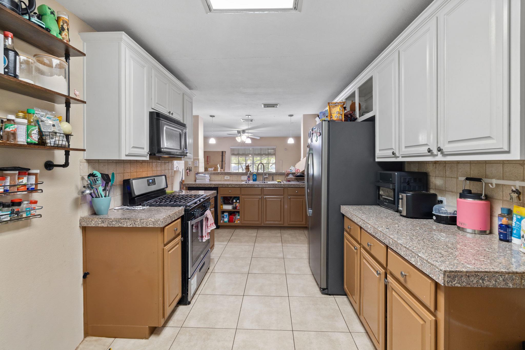 6805 Tulane DR
