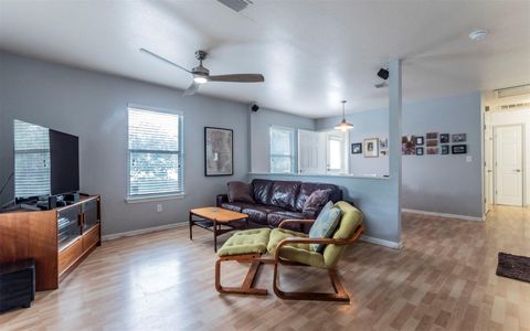 Tiny photo for 2104 New York Ave, Austin, TX 78702 (MLS # 5482844)