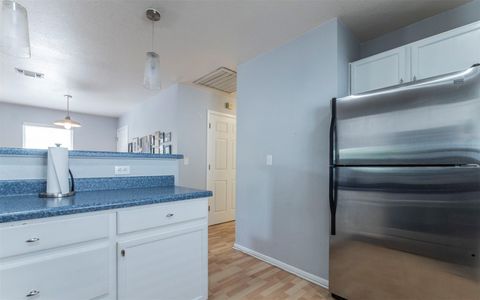 Tiny photo for 2104 New York Ave, Austin, TX 78702 (MLS # 5482844)