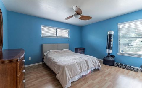 Tiny photo for 2104 New York Ave, Austin, TX 78702 (MLS # 5482844)