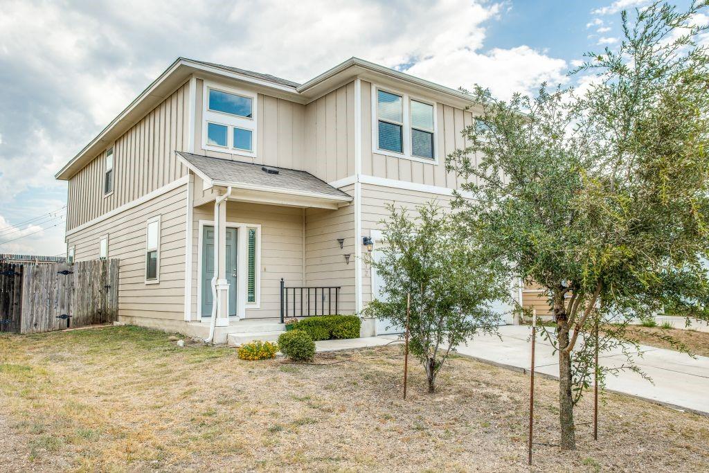 Photo 1 of 25 — 612 Twisted Oaks LN, Buda, TX 78610