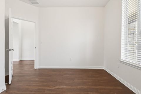 Tiny photo for 5701 Gerard DR, Austin, TX 78744 (MLS # 4197081)