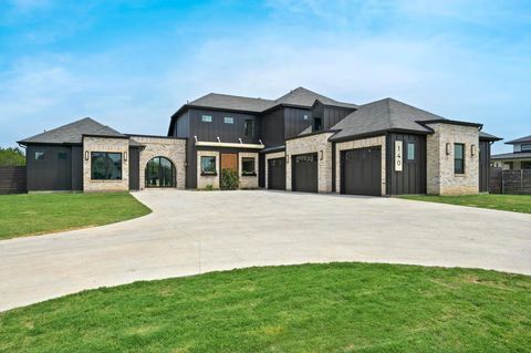 140 Tambra Lea LN Liberty Hill TX 78642