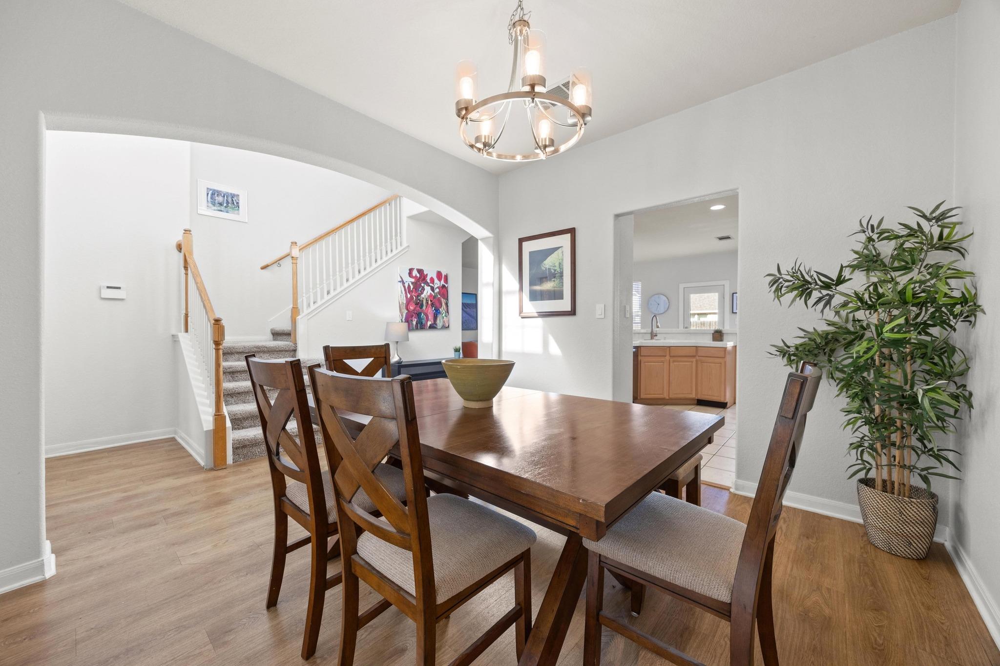 2109 Zoa DR