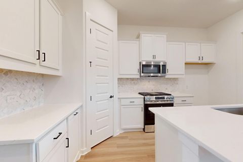 Tiny photo for 13113 Geary DR, Austin, TX 78652 (MLS # 9639324)