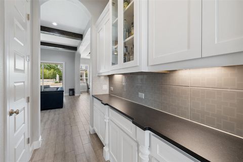 Tiny photo for 403 Woodside TER, Austin, TX 78738 (MLS # 4460355)