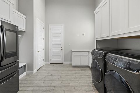 Tiny photo for 403 Woodside TER, Austin, TX 78738 (MLS # 4460355)