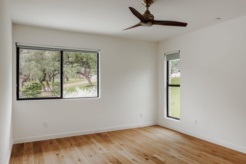 Tiny photo for 2305 Trail Of Madrones, Austin, TX 78746 (MLS # 2928329)