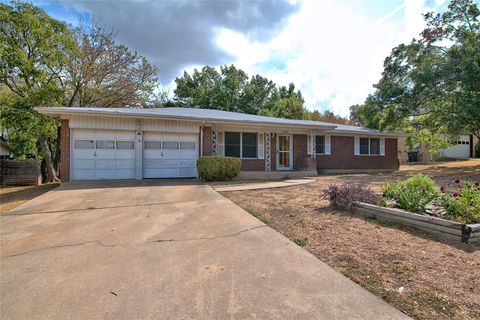Photo of 11907 Oak TRL, Austin, TX 78753 (MLS # 3153639)