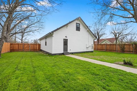 A home in Taylor