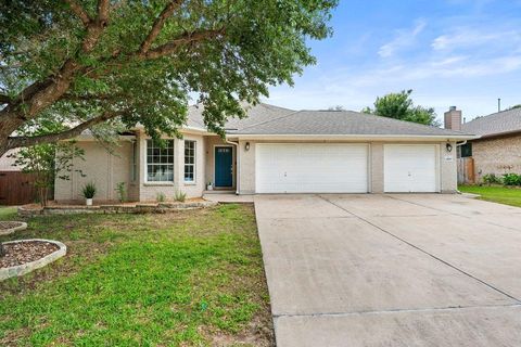 Photo of 2505 Granite Creek DR, Leander, TX 78641 (MLS # 2620176)