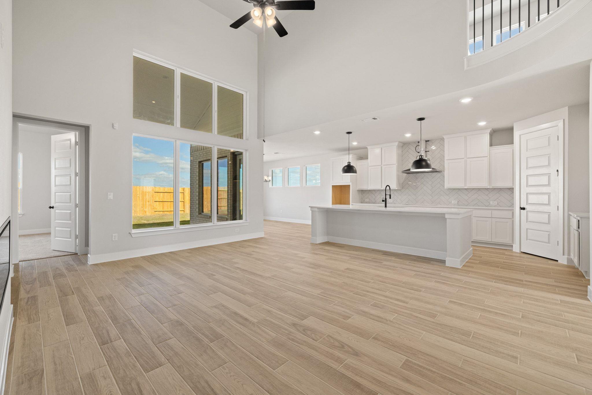 213 Horsemint LN