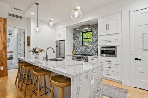 Tiny photo for 7810 Hardy DR, Austin, TX 78757 (MLS # 8243170)