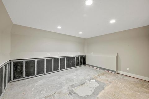 Tiny photo for 2204 Spring Creek DR, Austin, TX 78704 (MLS # 3435826)