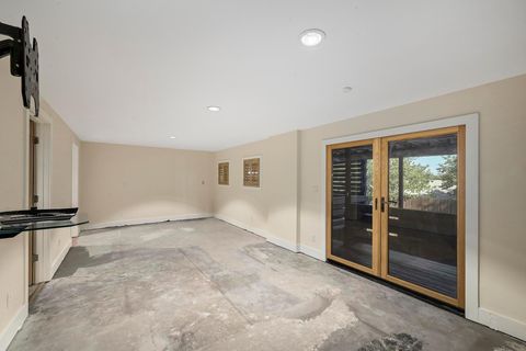 Tiny photo for 2204 Spring Creek DR, Austin, TX 78704 (MLS # 3435826)