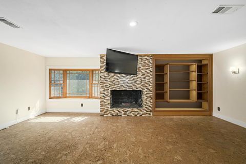 Tiny photo for 2204 Spring Creek DR, Austin, TX 78704 (MLS # 3435826)