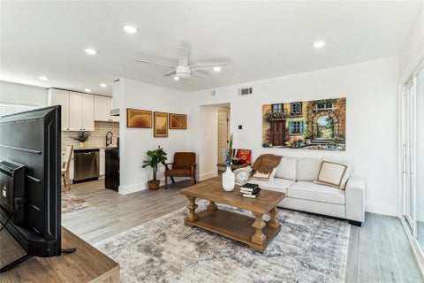 Photo of 1200 E 52nd ST #209, Austin, TX 78723 (MLS # 4294882)