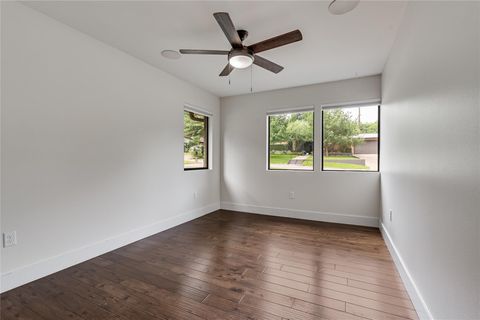 Tiny photo for 2502 Spring Creek DR, Austin, TX 78704 (MLS # 3513687)