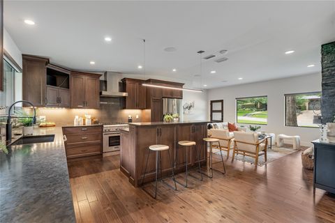 Tiny photo for 2502 Spring Creek DR, Austin, TX 78704 (MLS # 3513687)