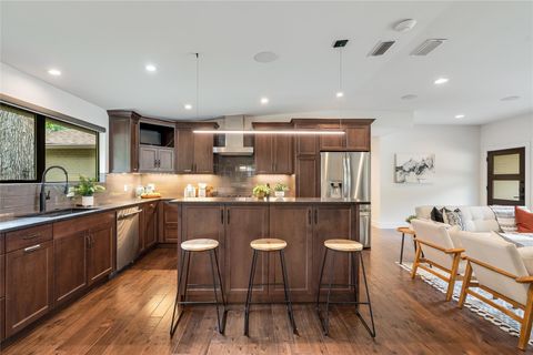 Tiny photo for 2502 Spring Creek DR, Austin, TX 78704 (MLS # 3513687)
