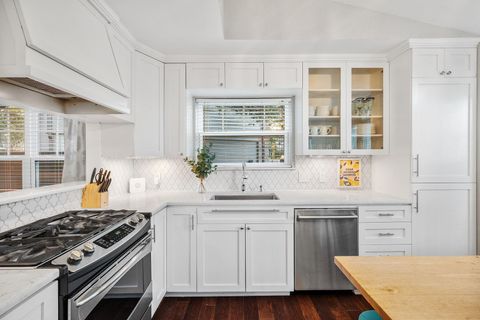 Photo of 7601 Dallas DR, Austin, TX 78729 (MLS # 7416396)