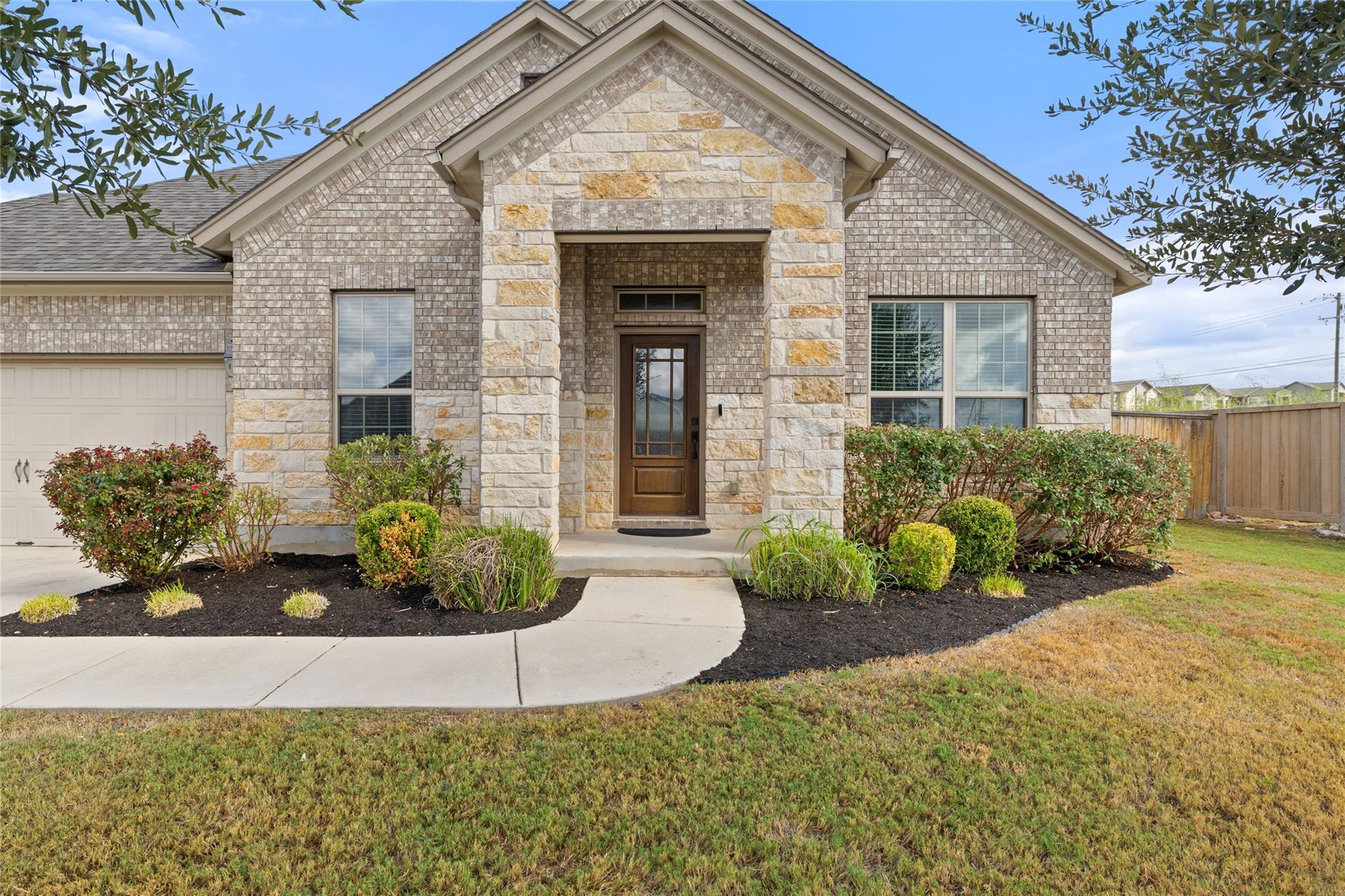 3360 Amerigo PL