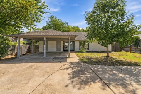Photo of 6711 West Gate BLVD #A, Austin, TX 78745 (MLS # 6704899)