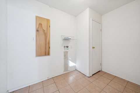 Tiny photo for 1611 Cloverleaf DR, Austin, TX 78723 (MLS # 8082245)