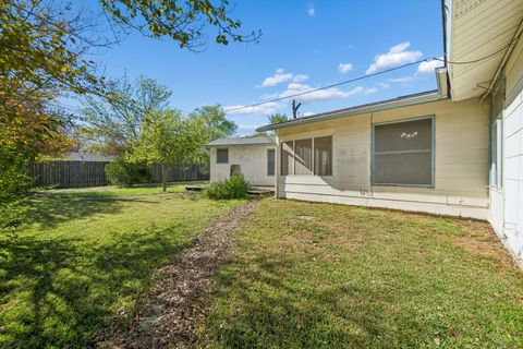 Tiny photo for 1611 Cloverleaf DR, Austin, TX 78723 (MLS # 8082245)